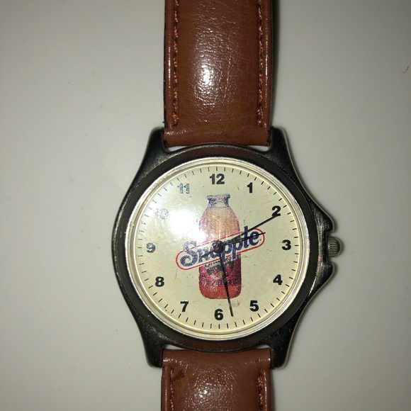 Men’s Snapple watch - Picture 3 of 6